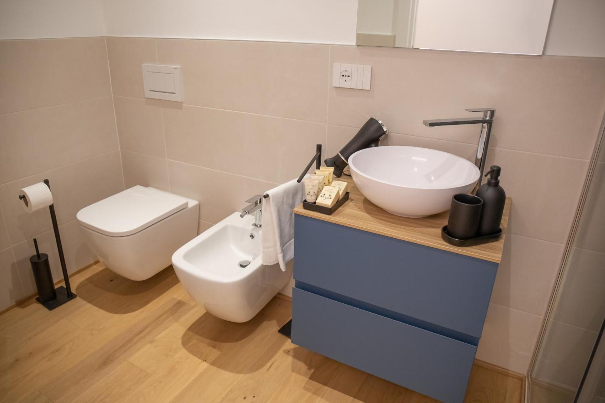 Amendola City View Apartments Suite Romantica 코모 외부 사진
